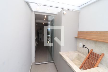 Apartamento à venda com 75m², 3 quartos e 1 vagaÁrea de Serviço