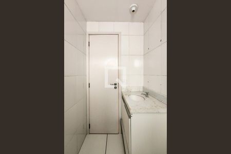 Apartamento à venda com 53m², 2 quartos e 1 vaga Apartamento à venda com 53m², 2 quartos e 1 vagaBanheiro