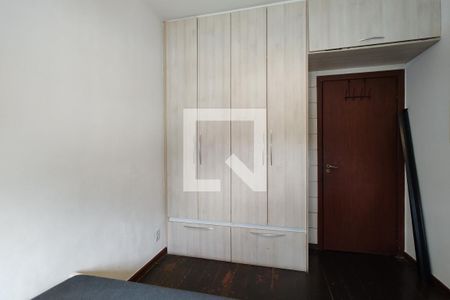 Casa de condomínio à venda com 169m², 4 quartos e 2 vagasQuarto 3 - Armários