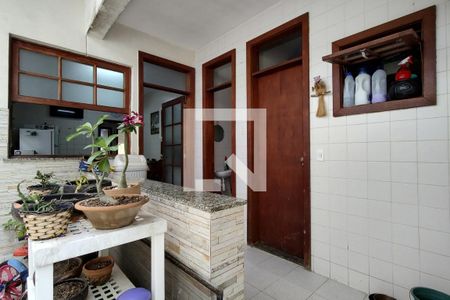 Casa de condomínio à venda com 169m², 4 quartos e 2 vagasÁrea de Serviço