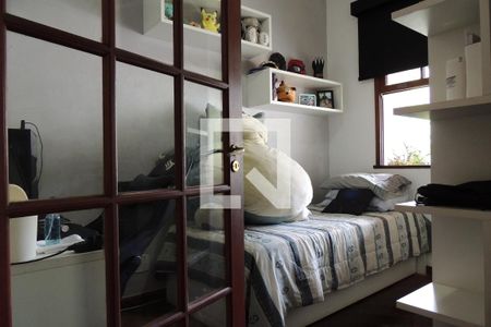 Casa de condomínio à venda com 169m², 4 quartos e 2 vagasQuarto 4 - Armários