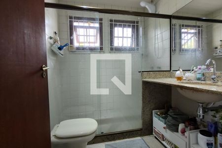 Casa de condomínio à venda com 169m², 4 quartos e 2 vagasBanheiro da Suíte 1