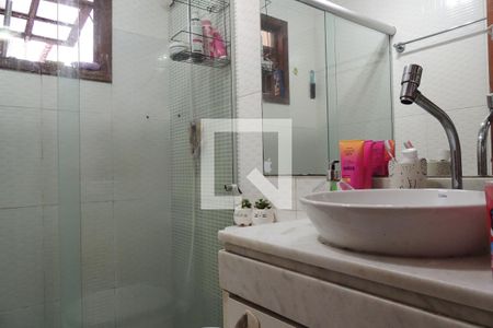 Casa de condomínio à venda com 169m², 4 quartos e 2 vagasBanheiro da Suíte 2