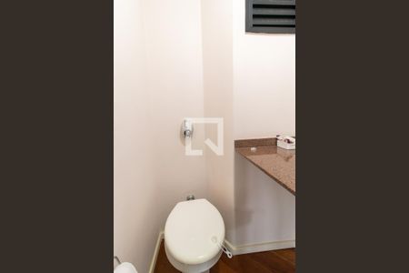 Lavabo de apartamento para alugar com 3 quartos, 193m² em Mercês, Curitiba