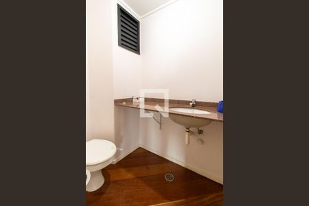Lavabo de apartamento para alugar com 3 quartos, 193m² em Mercês, Curitiba