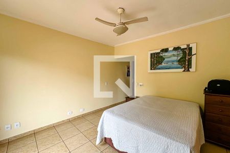 Casa à venda com 340m², 3 quartos e 4 vagasSuíte 2