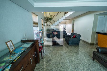 Sala de casa de condomínio para alugar com 4 quartos, 357m² em Paquetá, Belo Horizonte