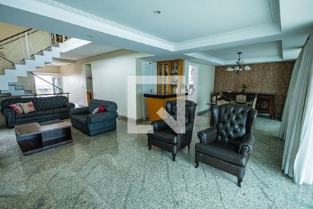 Sala de casa de condomínio para alugar com 4 quartos, 357m² em Paquetá, Belo Horizonte