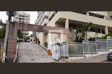 Apartamento à venda com 58m², 2 quartos e 1 vaga Apartamento à venda com 58m², 2 quartos e 1 vagaFachada