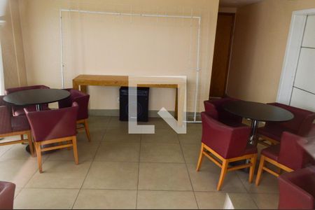 Apartamento à venda com 58m², 2 quartos e 1 vaga Apartamento à venda com 58m², 2 quartos e 1 vagaÁrea comum - Salão de festas