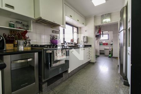 Apartamento à venda com 164m², 3 quartos e 2 vagas Apartamento à venda com 164m², 3 quartos e 2 vagasCozinha