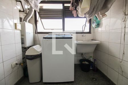 Apartamento à venda com 164m², 3 quartos e 2 vagas Apartamento à venda com 164m², 3 quartos e 2 vagasÁrea de Serviço