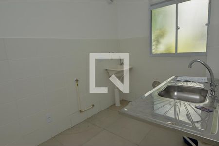 Apartamento à venda com 57m², 2 quartos e 1 vaga Apartamento à venda com 57m², 2 quartos e 1 vagaCozinha e Área de Serviço
