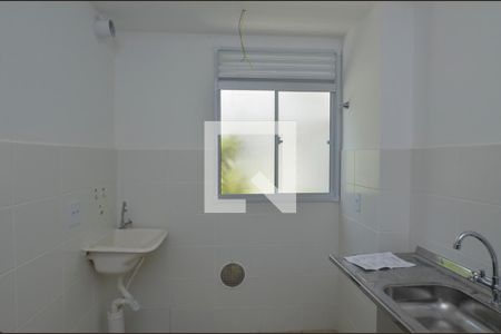 Apartamento à venda com 57m², 2 quartos e 1 vaga Apartamento à venda com 57m², 2 quartos e 1 vagaCozinha e Área de Serviço