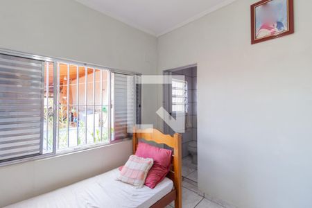 Casa à venda com 181m², 4 quartos e 2 vagas Casa à venda com 181m², 4 quartos e 2 vagasSuíte