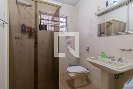 Casa à venda com 181m², 4 quartos e 2 vagas Casa à venda com 181m², 4 quartos e 2 vagasBanheiro