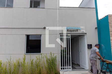 Apartamento à venda com 37m², 2 quartos e sem vaga Apartamento à venda com 37m², 2 quartos e sem vagaFachada