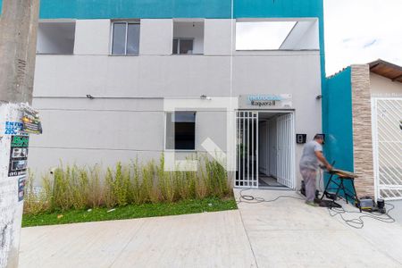 Apartamento à venda com 37m², 2 quartos e sem vaga Apartamento à venda com 37m², 2 quartos e sem vagaFachada