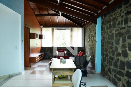 Sala de casa para alugar com 3 quartos, 258m² em Horizontal Park, Cotia