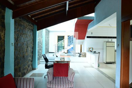 Sala de casa para alugar com 3 quartos, 258m² em Horizontal Park, Cotia