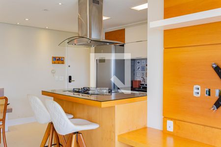 Sala/Cozinha de apartamento à venda com 1 quarto, 67m² em Vila Ipojuca, São Paulo