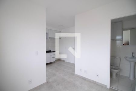 Sala de apartamento para alugar com 2 quartos, 32m² em Parque Vitória, São Paulo