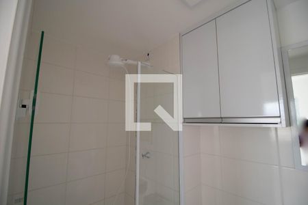 Banheiro de apartamento para alugar com 2 quartos, 32m² em Parque Vitória, São Paulo