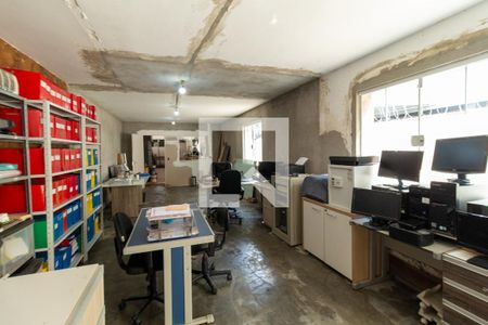 Casa à venda com 450m², 2 quartos e 3 vagasEscritórioEscritório