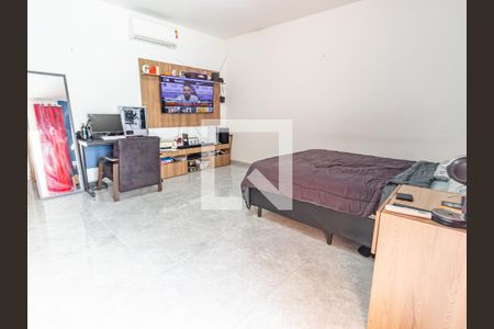 Casa à venda com 299m², 5 quartos e 4 vagas Casa à venda com 299m², 5 quartos e 4 vagasSuíte 3