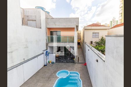 Casa à venda com 299m², 5 quartos e 4 vagas Casa à venda com 299m², 5 quartos e 4 vagasQuarto de Serviço - Vista