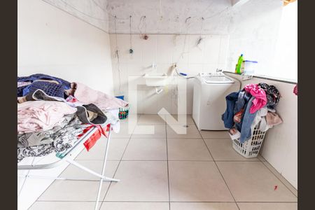 Casa à venda com 299m², 5 quartos e 4 vagas Casa à venda com 299m², 5 quartos e 4 vagasÁrea de Serviço