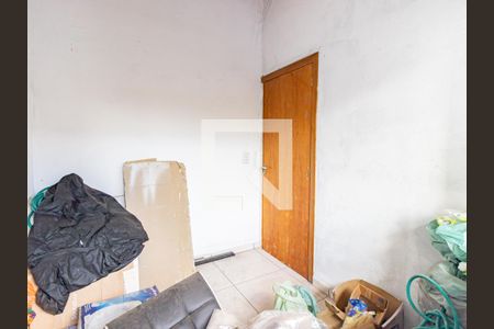 Casa à venda com 299m², 5 quartos e 4 vagas Casa à venda com 299m², 5 quartos e 4 vagasQuarto de Serviço