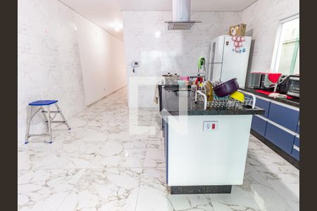 Casa à venda com 299m², 5 quartos e 4 vagas Casa à venda com 299m², 5 quartos e 4 vagasCozinha
