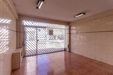 Casa à venda com 220m², 3 quartos e 1 vaga Casa à venda com 220m², 3 quartos e 1 vagaGaragem