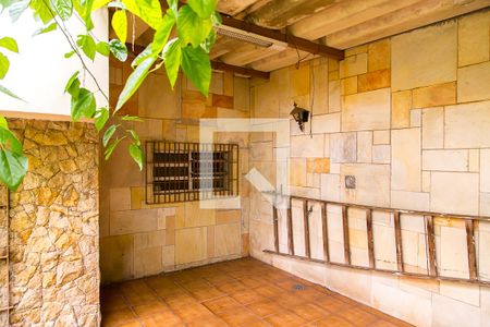 Casa à venda com 207m², 4 quartos e 5 vagas Casa à venda com 207m², 4 quartos e 5 vagasGaragem 2