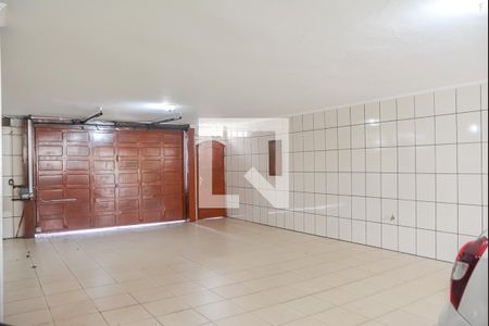 Casa à venda com 540m², 4 quartos e 10 vagas Casa à venda com 540m², 4 quartos e 10 vagasGaragem