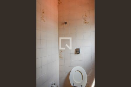 Casa à venda com 540m², 4 quartos e 10 vagas Casa à venda com 540m², 4 quartos e 10 vagasLavabo 2