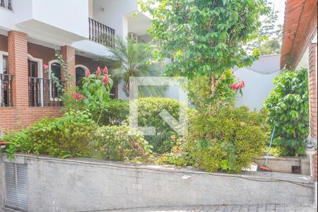 Casa à venda com 540m², 4 quartos e 10 vagas Casa à venda com 540m², 4 quartos e 10 vagasJardim