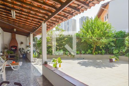 Casa à venda com 540m², 4 quartos e 10 vagas Casa à venda com 540m², 4 quartos e 10 vagasChurrasqueira