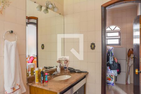 Casa à venda com 540m², 4 quartos e 10 vagas Casa à venda com 540m², 4 quartos e 10 vagasBanheiro da Suíte 2