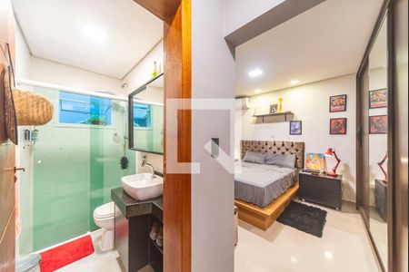 Casa à venda com 320m², 5 quartos e 2 vagasQuarto 5