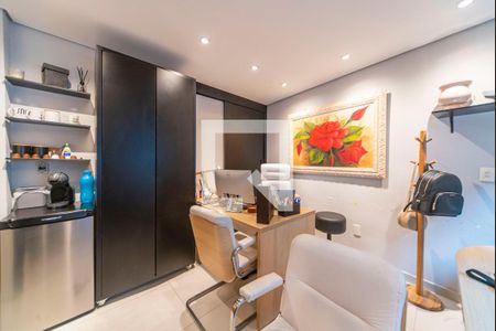 Casa à venda com 320m², 5 quartos e 2 vagasQuarto 4