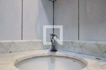 Casa à venda com 206m², 3 quartos e 3 vagasBanheiro