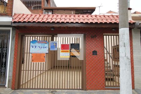 Casa à venda com 206m², 3 quartos e 3 vagasFachada