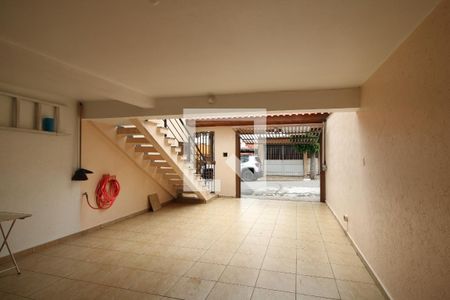 Casa à venda com 206m², 3 quartos e 3 vagasGaragem