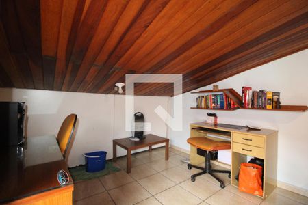 Casa à venda com 206m², 3 quartos e 3 vagassotão