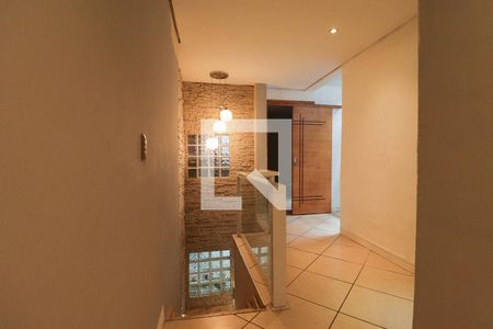 Casa à venda com 225m², 3 quartos e 1 vagaEscada