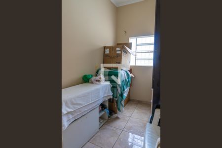 Casa à venda com 232m², 4 quartos e 5 vagasQuarto de Serviço