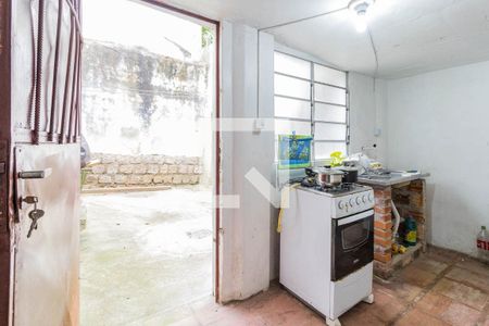 Sala/Cozinha de apartamento para alugar com 1 quarto, 60m² em Rubem Berta, Porto Alegre