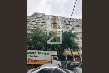 Apartamento à venda com 200m², 2 quartos e 1 vaga Apartamento à venda com 200m², 2 quartos e 1 vagaFachada